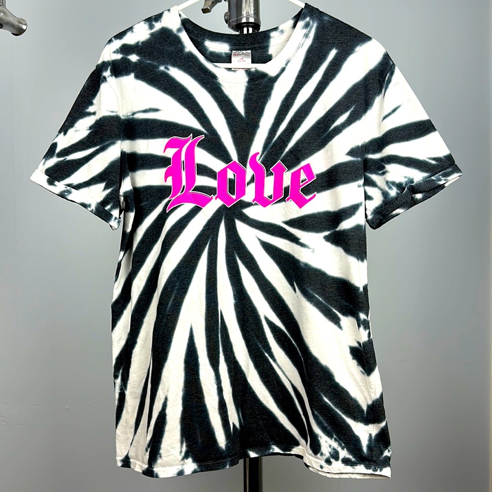 NoBo Love T-shirt!